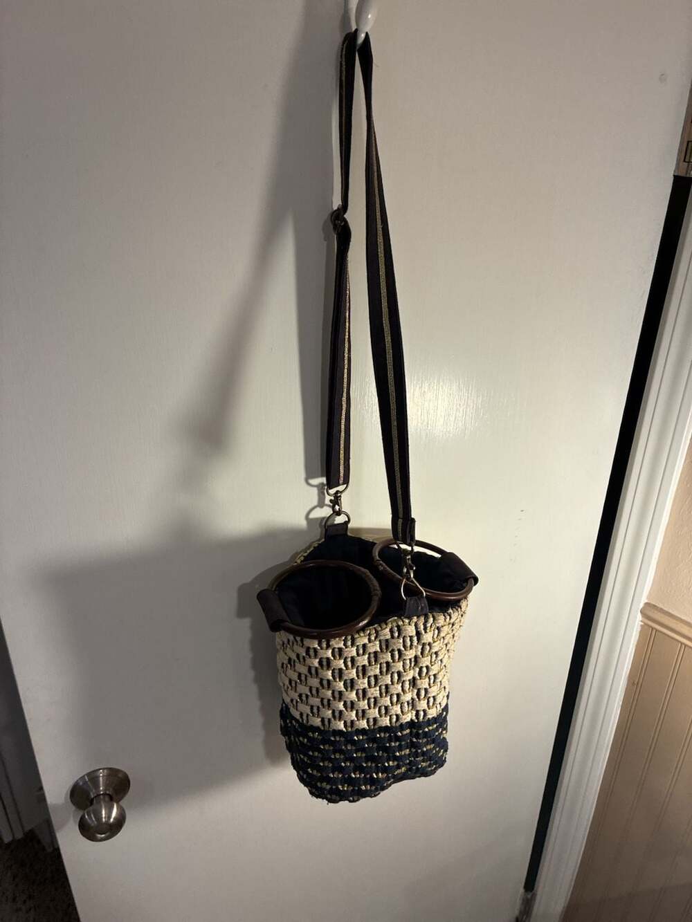 America & Beyond BRAIDED VERTICAL CROSSBODY BAG - Off White